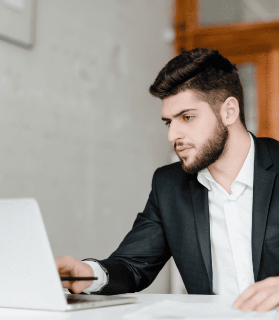 The professional in Atlanta provides quick typing services for clients, ensuring 100% accuracy and timely delivery.