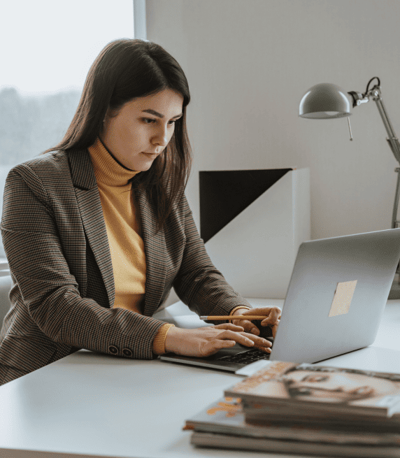 Expert translator providing Afrikaans to English translation services to receive quick, accurate business communication.