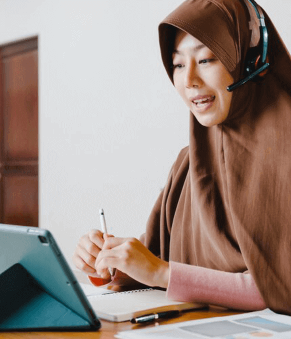 Our specialized transcriber are trained to deliver high-quality rush transcription services in Arabic for precise. Our specialized transcriber are trained to deliver high-quality rush transcription services in Arabic for precise.