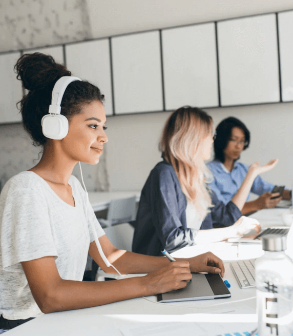 A team providing audio transcription services in Nevada A team providing audio transcription services in Nevada
