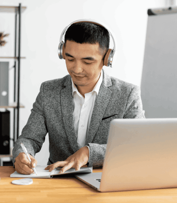 A transcriber explaining why clients should choose their Japanese transcription, focusing on quality, accuracy and security.