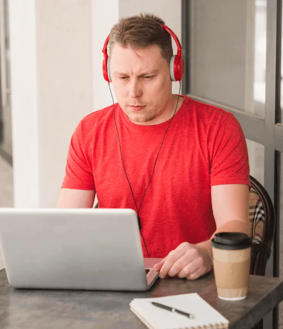 Client benefiting from comprehensive CD transcription solutions for lectures, interviews and meetings.