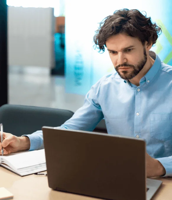 Customer benefits from fast document translation services in Gottingen, receiving urgent translations within tight deadlines.