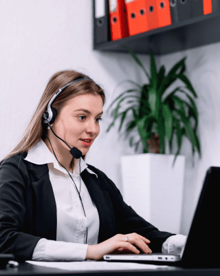 A transcriptionist generating flawless multilingual text using transcription services in Laredo for business needs.