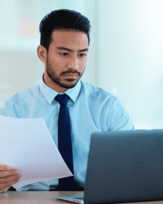 Typist providing online typing services in Maryland to help clients get accurate document typing support.