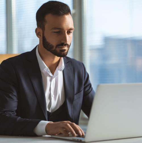 Translator delivering consistent terminology via translation services in Braunschweig for enterprises.professional-translation-in-braunschweig