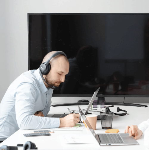 Expert transcribers working on quick & effective e-learning transcription services for students. Expert transcribers working on quick & effective e-learning transcription services for students.
