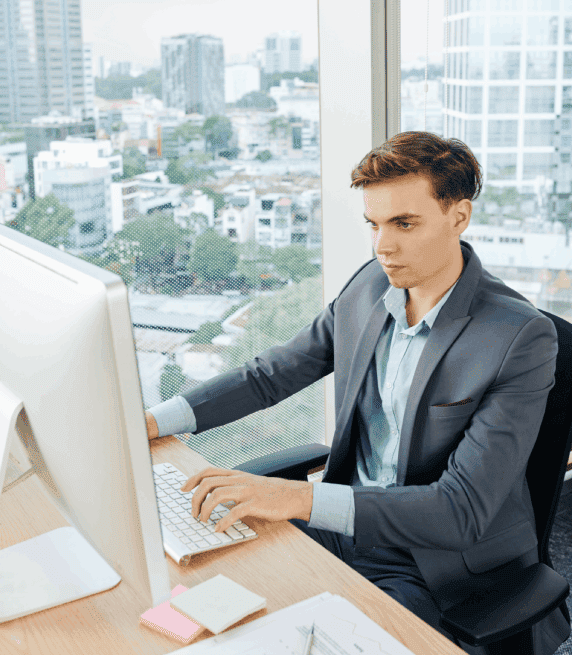 Expert offering professional translation services in Koblenz, helping businesses and individuals with precise translations.