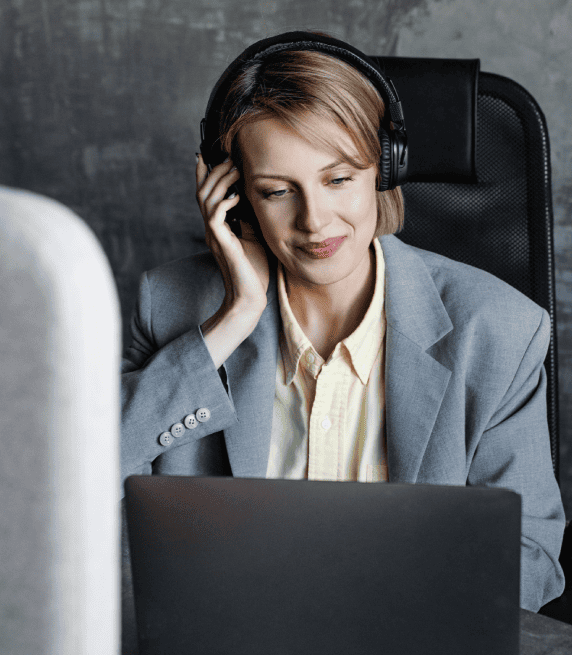 Transcriptionist is providing accurate and fast transcription in Lincoln, meeting high standards for legal and medical.