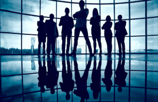  Silhouette of confident businesspeople