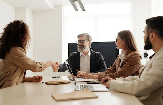  Transcribers interacting with clients and understanding projects 